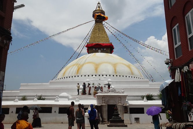 Kathmandu - Half Day Sightseeing of Boudhanath Stupa and Pashupatinath Temple - Exploring Pashupatinath Temple