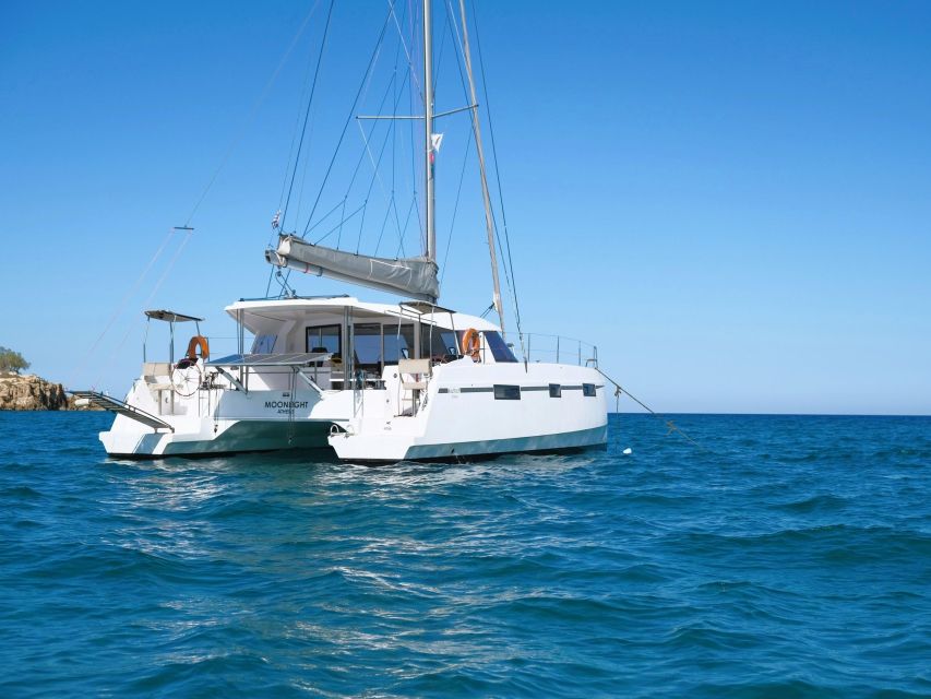 Milos: Kleftiko Bay Catamaran Cruise With Meal & Sunset View - Customer Reviews and Meeting Point