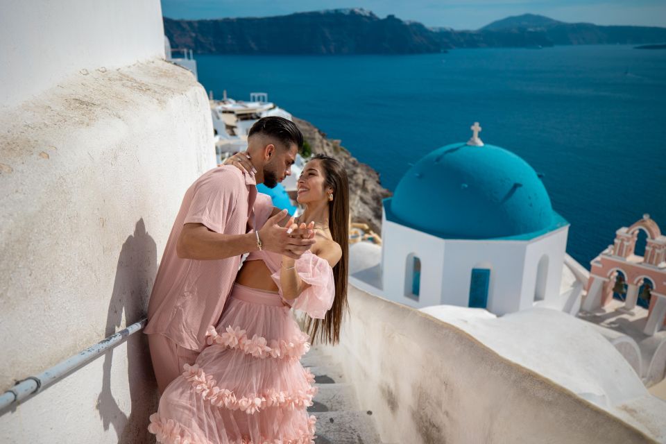 Oia: Couple Photoshoot With 50 Digital Edited Photos - Common questions