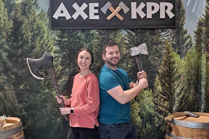 One Hour Axe Throwing Guided Experience in Tri-Cities - Expectations and Accessibility