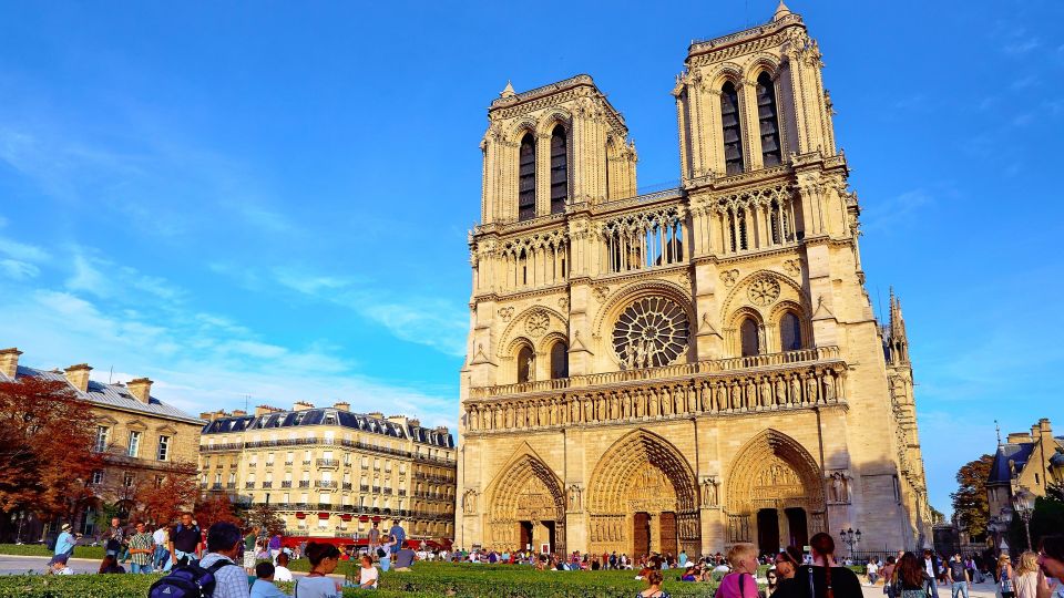 Paris Airport Transfer Service - Full Description