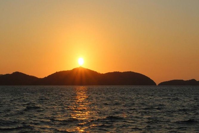 Phi Phi Sunrise Premium Tour - Tour Guide Information