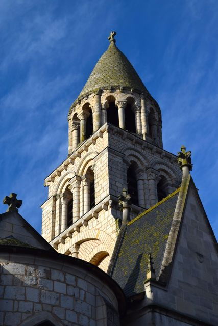 Poitiers and Its Region : Castle Tour (Driversouvenirwine) - Reservation Information