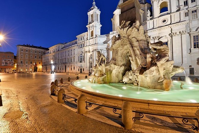 Private Stroll of the Artists in Rome: Best Squares & Fountains Tour - Fountain Encounters