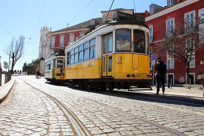 Private Tour to Lisbon and Fatima Fullday - Lunch and Refreshments