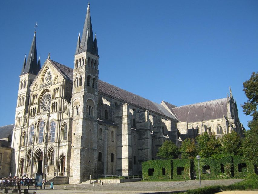 Reims : Private Guided Tour of the Champagne's Capital - Tour Description