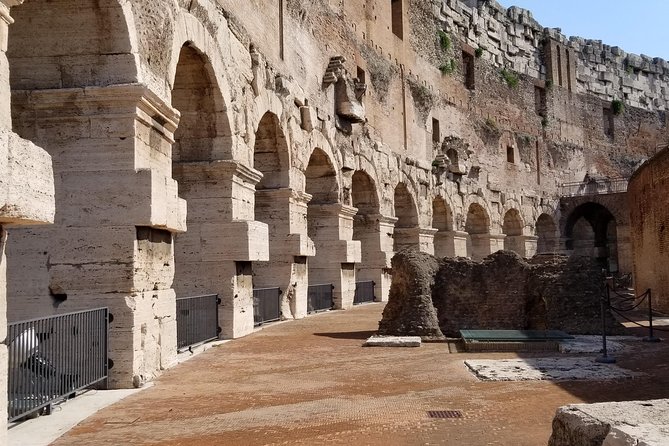 Rome Colosseum Guided Tour Fast Track Entrance Included - Meeting Point Information