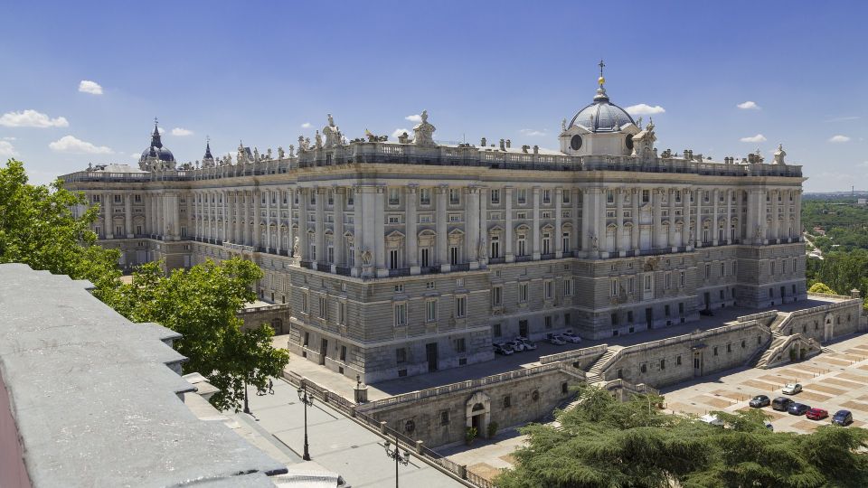 Royal Palace and Cathedral of Almudena Madrid Guided Tour - Common questions