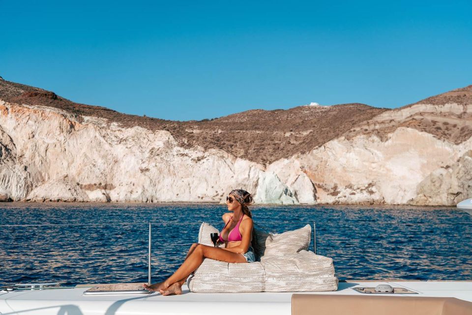 Santorini Catamaran Sunset Tour: Dinner, Drinks & Transfers - Inclusions and Exclusions