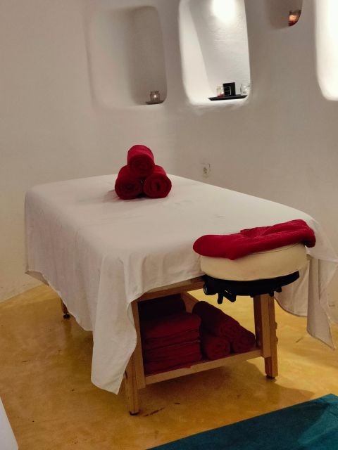 Santorini: Signature Aromatherapy Spa Face - Body Treatment - Inclusions and Important Information