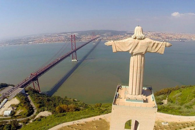 Serra Arrábida-Azulejos Natural Park Private Tour and Wine Tour Departure Lisbon - Additional Information and Guidelines