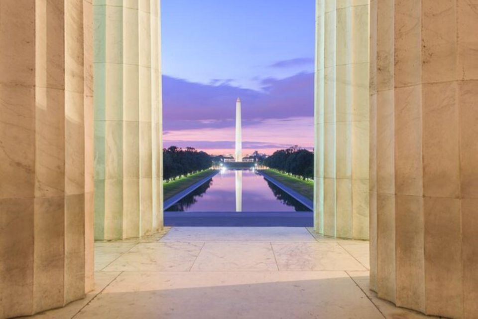 Smartphone-Guided Walking Tour of D.C. Monuments - Participant Selection and Logistics