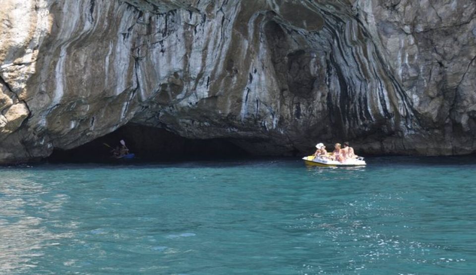 Sperlonga: Private Boat Tour to Gaeta With Pizza and Drinks - Meeting Point and Important Instructions