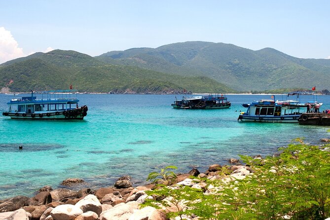 The Tropical Islands of Nha Trang Bay - Delicious Lunch Inclusions