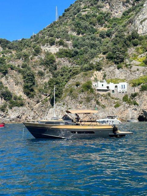 Tour Capri: Discover the Island of VIPs by Boat - Important Information