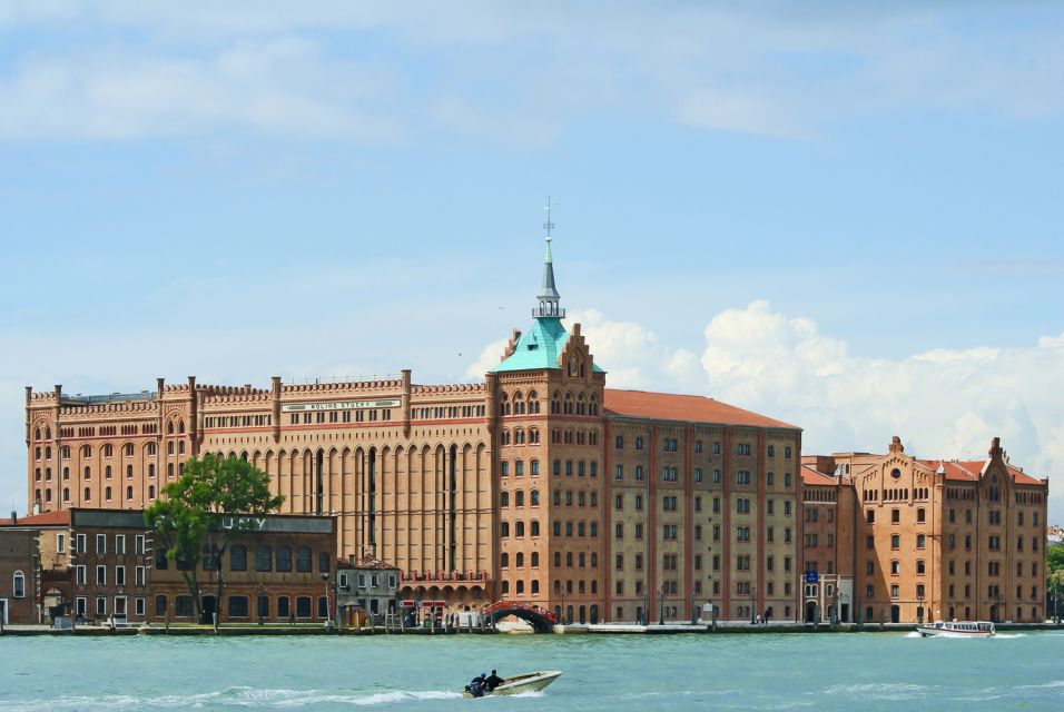 Venice: 1-Hour Panoramic Boat Tour - Directions