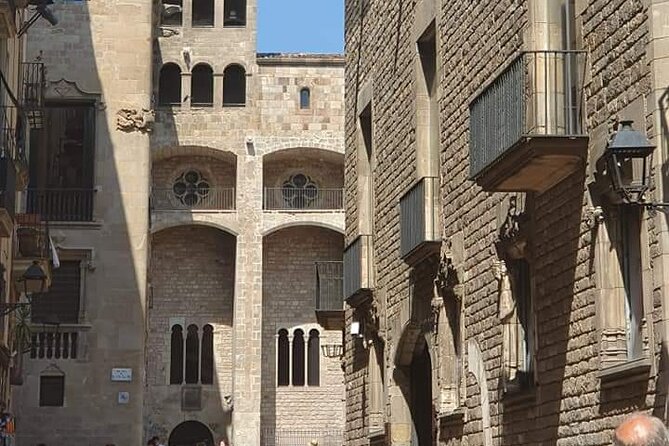 Walking Tour of Medieval Barcelona La Ribera Neighborhood - Common questions