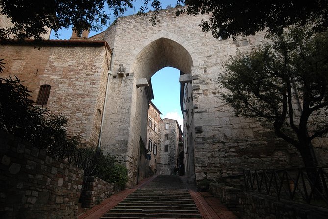 Assisi and Perugia Full Day Tour From Assisi - Local Cuisine Recommendations