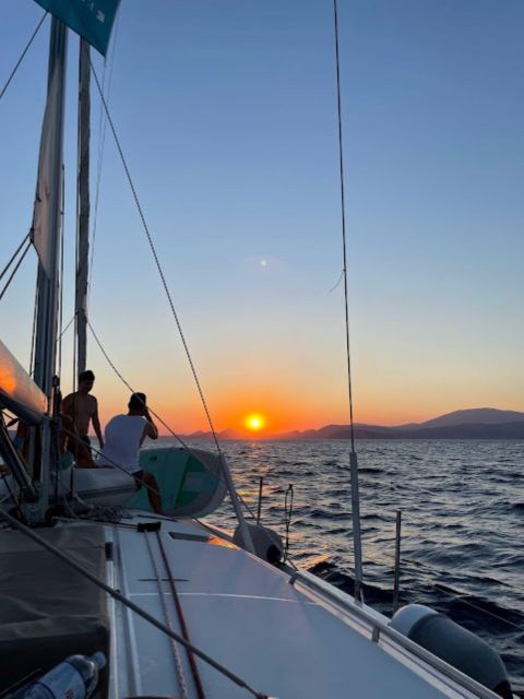 Athens: Private Sunset Sailing and Gastronomy Cruise - Detailed Itinerary