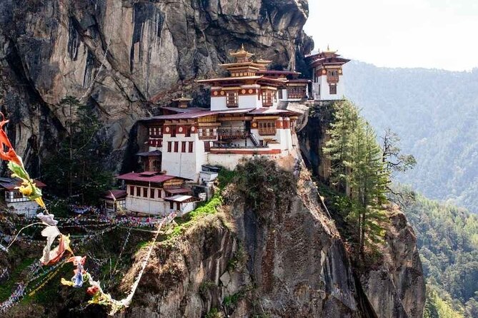 Bhutan Tour 2 Nights 3 Days - Tour Guide Services