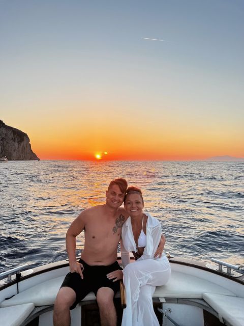 Capri: Sunset Boat Tour - Inclusions