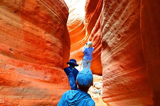 Experience a Secret Slot Canyon in Southern Utah! - Unique Canyon Features
