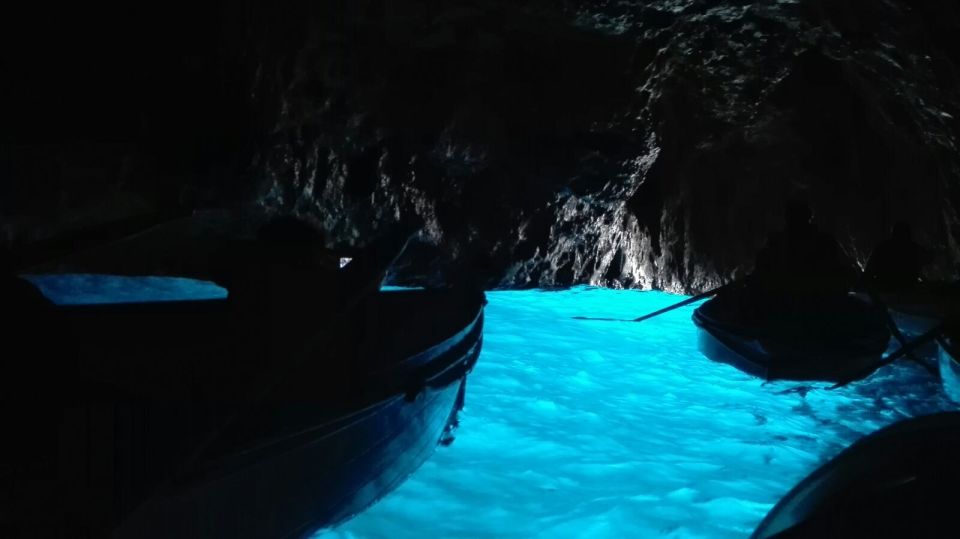 From Rome: 2-Day Capri Excursion With Blue Grotto Visit - What to Bring