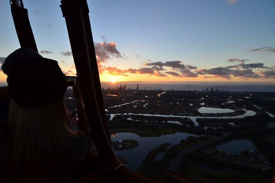 Gold Coast: Australian Sunrise 1-Hour Hot Air Balloon Flight - Common questions