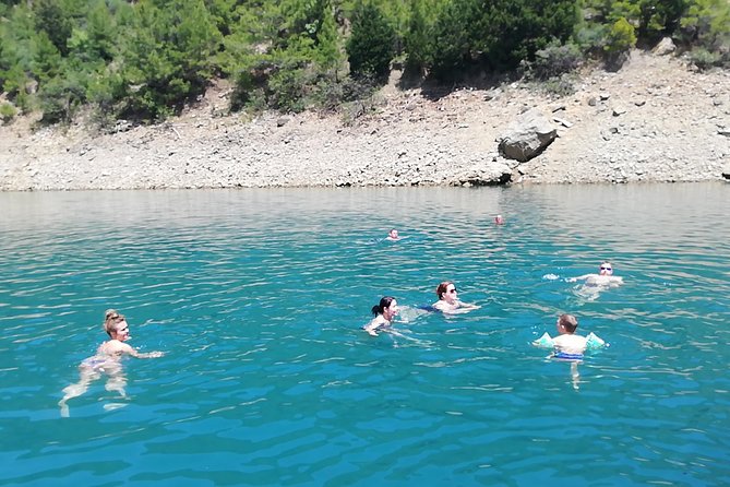 Green Canyon: 5 Hours Boat Trip With Lunch and Soft Drinks - Additional Services and Reservations