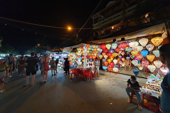 Hoi An Nightlife by Scooter - Joining a Lively Pub Crawl