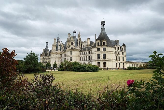 Loire Valley Castles Small-Group Day Trip From Paris - Common questions