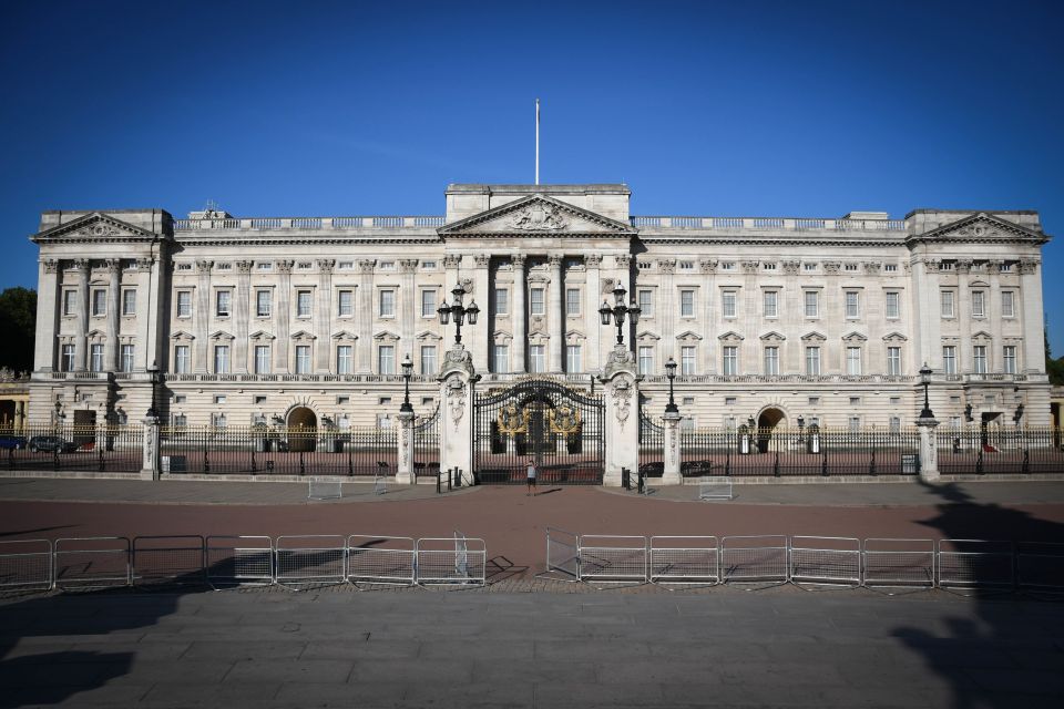 London: British Royalty Walking Tour - Customer Reviews