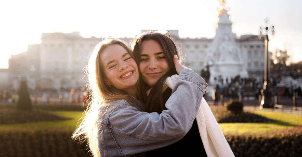 London: Professional Photoshoot Outside Buckingham Palace - Last Words