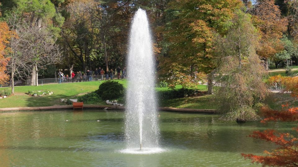 Madrid: Secrets of Retiro Park 2-Hour Walking Tour - Historical Exploration