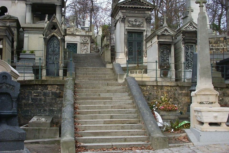 Paris: Père Lachaise Cemetery Walking Tour - Booking Information