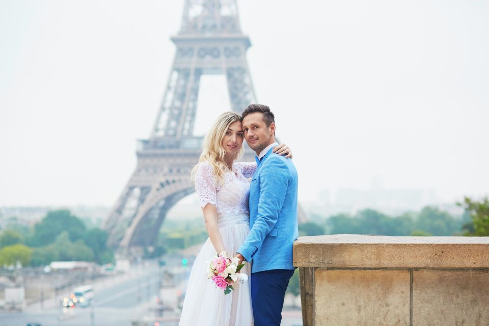 Paris: Romantic Couple Photoshoot (With Flower Bouquet!) - Last Words