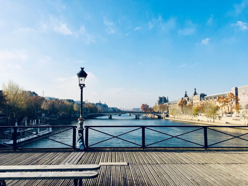 Paris: Seine River Walking Tour With Optional Musée D'orsay - Tips for Participants