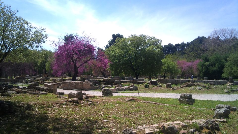 Private Guided Tour of Ancient Olympia - Common questions