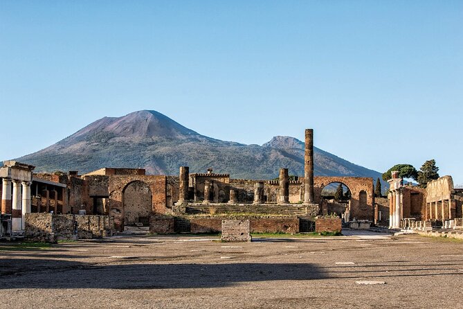 Private Guided Tour to Pompeii and Positano From Rome - Important Information