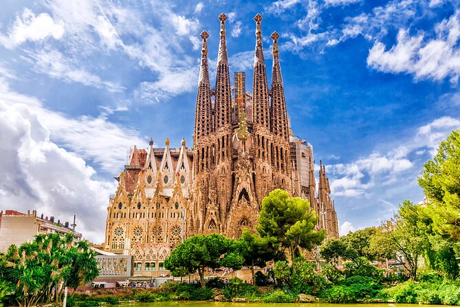 Private Guides Barcelona Tour With Skip the Line in Cathedral - Directions for Booking and Tour Details