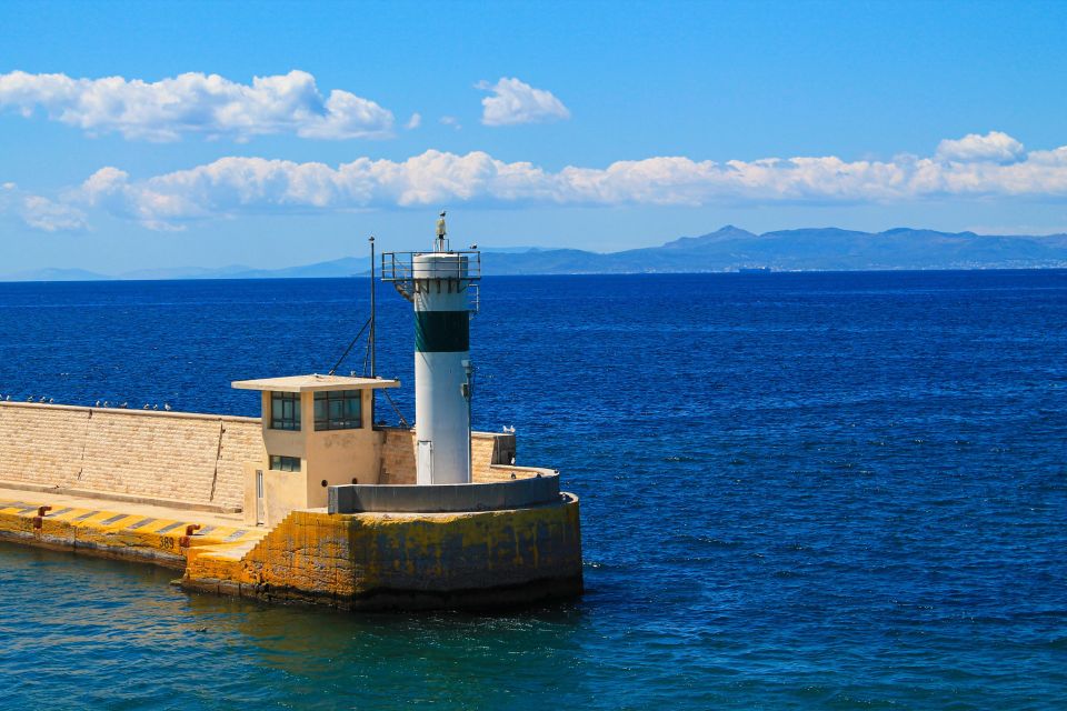 Private Transfer-Athens Center-Piraeus Port With Mini Bus - Background