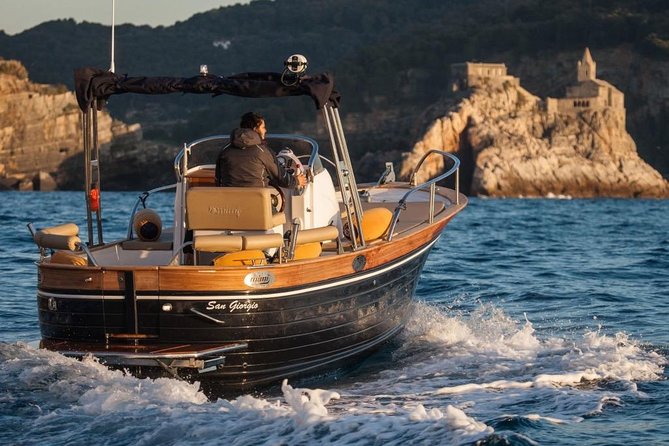 Romance in Cinque Terre: a Boat Trip at Sunset, With an Aperitif Onboard - Common questions