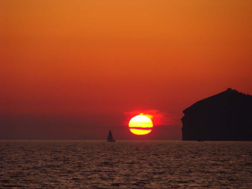 Santorini: Sunset Cruise With Greek Dinner and Transfer - Important Information