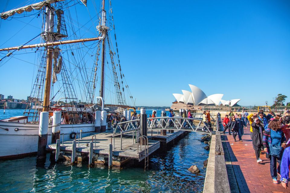 Sydney Harbour: Tall Ship Lunch Cruise - Meeting Point