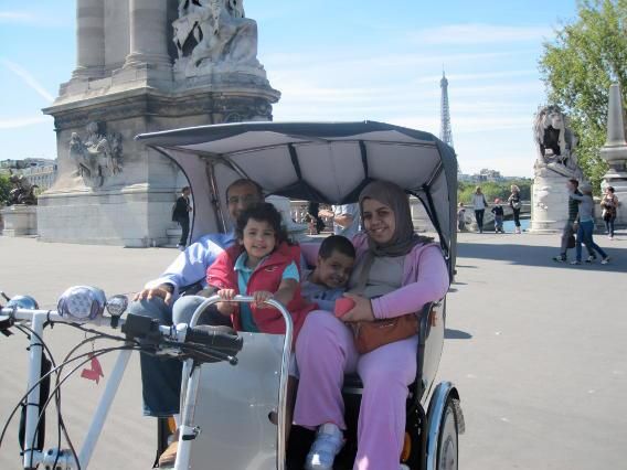 The Latin Quarter: Private Tuktuk Tour in Paris - Included Services and Additional Options