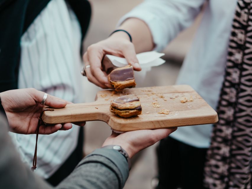 Toulouse: Guided Walking Tour With Gourmet Sweets Tastings - Logistics Information