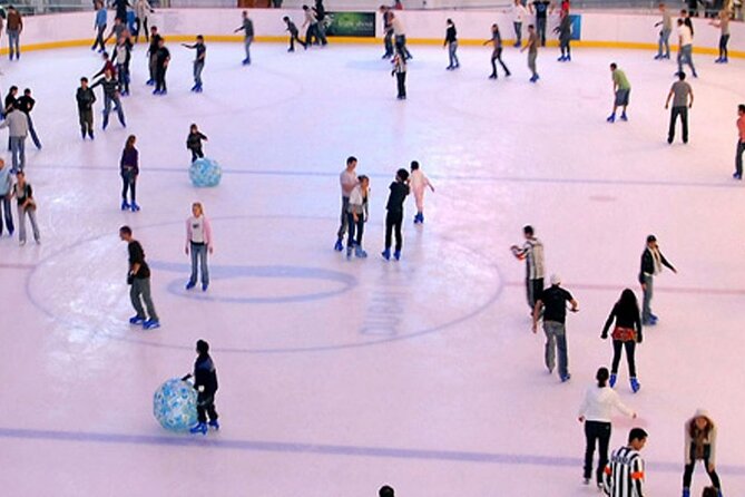 3-Hour Ice Skating Experience in Dubai With Optional Transfer - Accessibility and Amenities