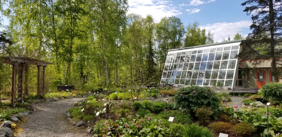 Anchorage: Botanical Garden Walking Tour - Tour Highlights