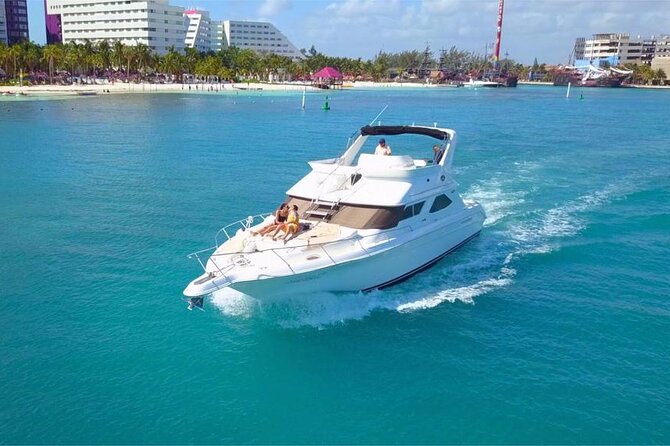 Cancun Private Yacht: 46-Foot (14-Meter) With Space for 15 - Common questions