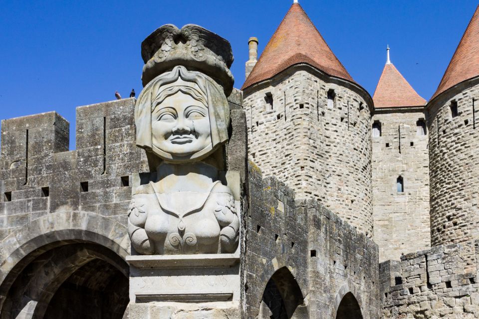 Carcassonne: Highlights Self-Guided Scavenger Hunt & Tour - Languages Available